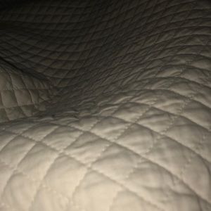 Meet your Posher, Elmedina